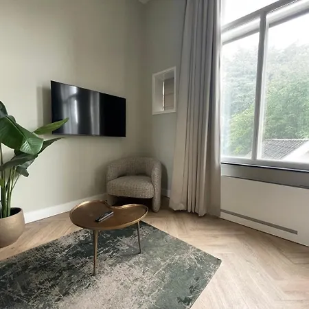 Vakantiehuis Luxe - New Bed - Wifi- Safe Center