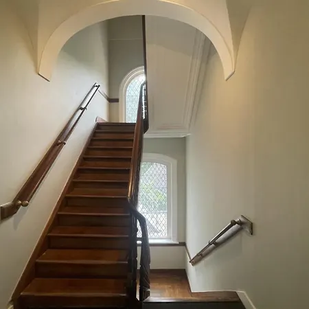 Luxe - New Bed - Wifi- Safe Center