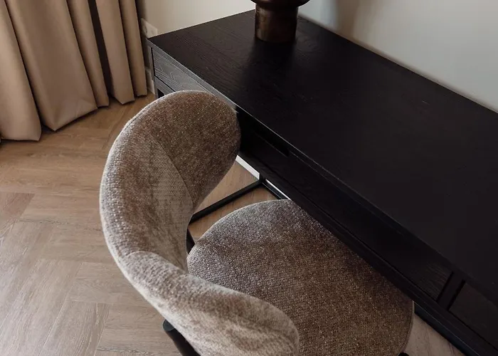 Ferienhaus Luxe - New Bed - Wifi- Safe Center Tilburg