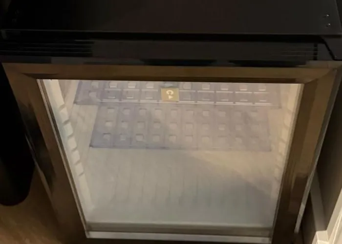 Luxe - New Bed - Wifi- Safe Center